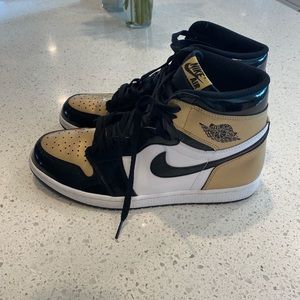 Jordan 1 OG Gold toe NRG